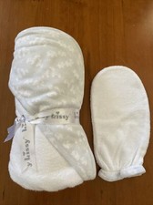 Kissy Kissy NWOT Grey/White Elephant/Giraffe Hooded Towel Wash Mitt 26 x29