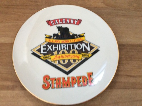 CALGARY STAMPEDE - CALGARY AGRICULTURAL EXHIBITION 100 YEARS ANNIVERSARY PLATE - Picture 9 of 9