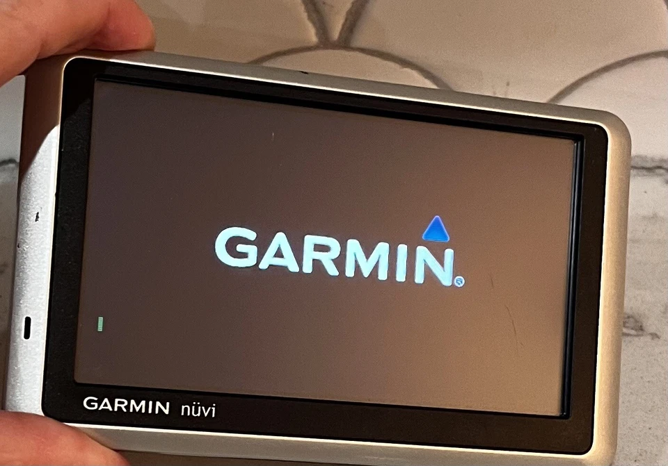 Garmin Nuvi 1350T Car Navigation System - Image 4 of 4