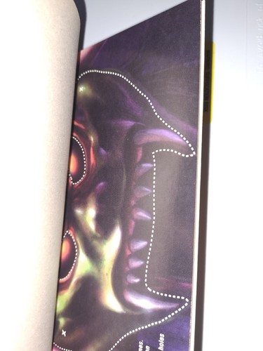 TRUE 1st Print w/MASK RARE Goosebumps #11 The Haunted Mask R. L. Stine EXCELLENT - Picture 3 of 11