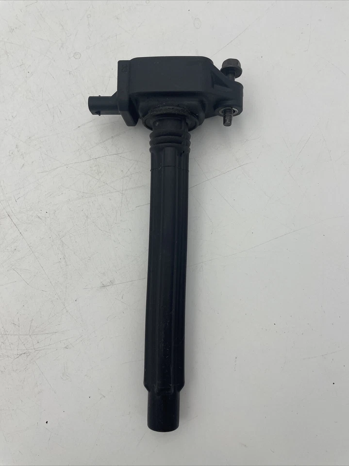 2015 Chrysler 200 Delphi GN10738 Used Ignition Coil, 1 Pack Foto 2 de 4