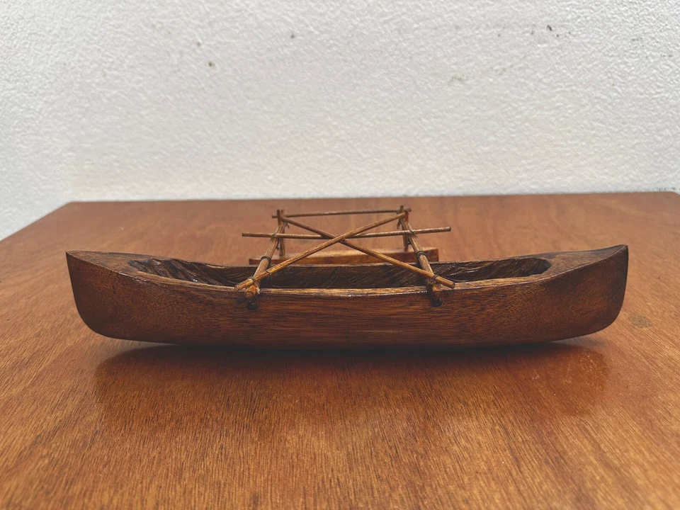 Barcos Guam: canoa Dugout Galaide 12 pulgadas Foto 2 de 2