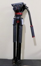 MANFROTTO 055XPRO TRIPOD Aluminum Tripod W/ MVH502AH HEAD