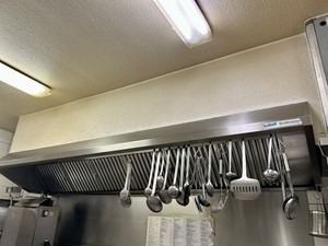 Dunstabzugshaube Gastronomie 2 Dampfabzugshauben 3,23m und 2,90m Inkl. Motor