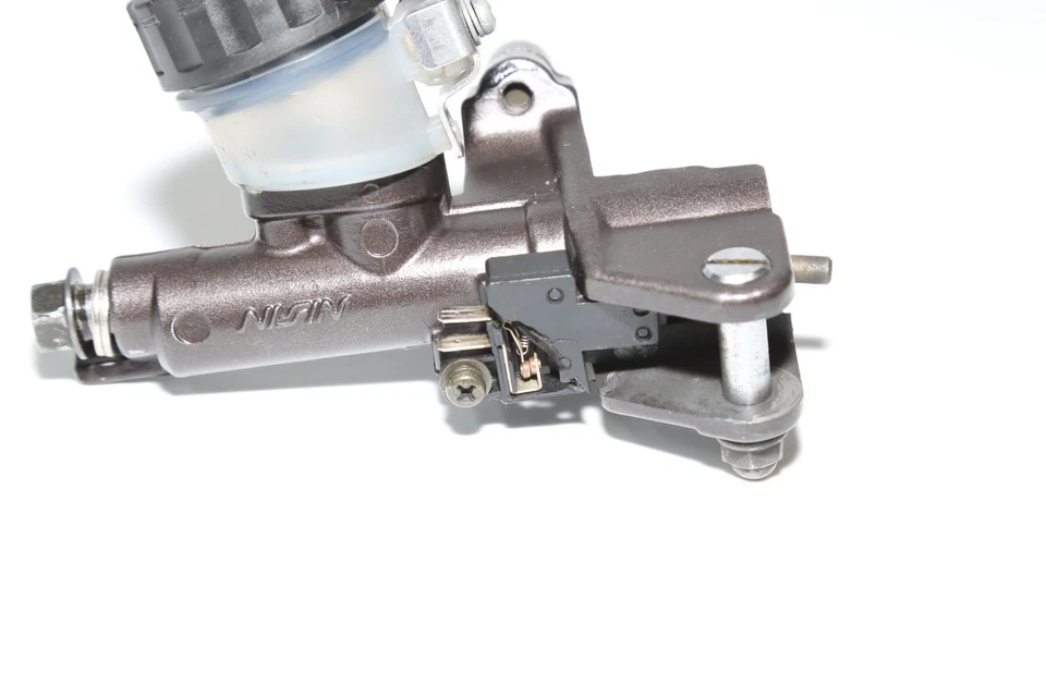 Cilindro maestro embrague hidráulico Honda Cbr1000rr 2006-2007 OEM  Foto 2 de 4