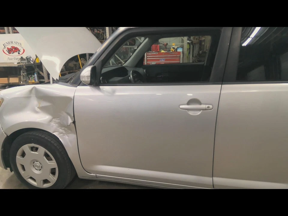 Used Front Left Door Assembly Front fits: 2010 Scion XB Front Left Grade A — 第 2/4 张图片