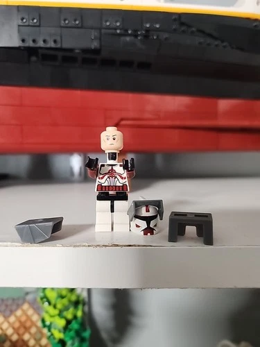 LEGO Star Wars - Commander Fox Phase 1 Minifigure sw0202 READ DESC WRONG HEAD