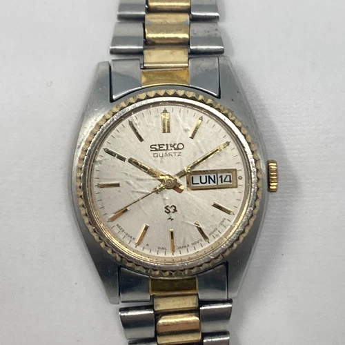 Vtg Seiko SQ Watch Women Silver Gold Tone FOR PARTS REPAIR 8523-0059 Day Date