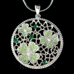 PATRICK/'S DAY PENDANT NECKLACE NEW CRYSTAL SHAMROCK GREEN FOUR LEAF CLOVER ST