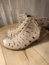 earth nubuck kristen sandals