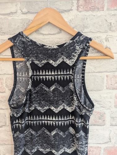 Topshop Midi Stretch Dress Size UK 8 Black White Geometric Racer Back - Picture 7 of 9