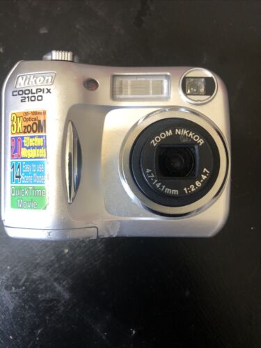 Nikon Coolpix Camera 2100 *For Parts or Repair **Untested