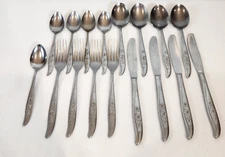 Vintage W.W. Stainless Steel Flatware (4) 4pc Place Settings~Daisy Flowers