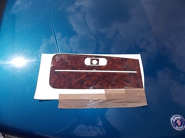 Picture 2 of 3