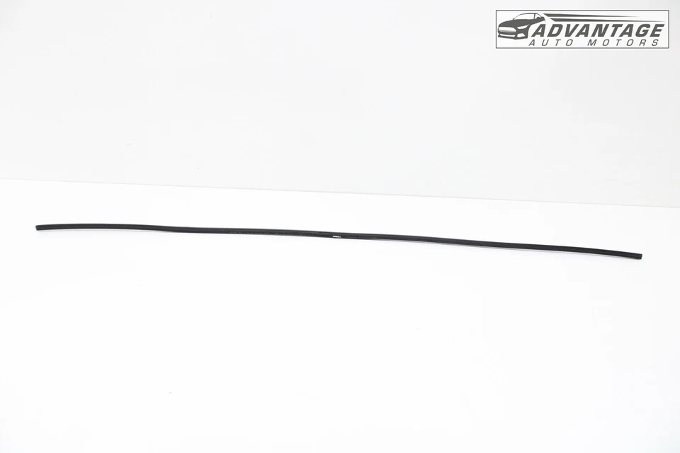 2016-2021 JEEP GRAND CHEROKEE WINDSHIELD COWL PANEL GRILLE WEATHERSTRIP SEAL OEM - Image 2 of 4