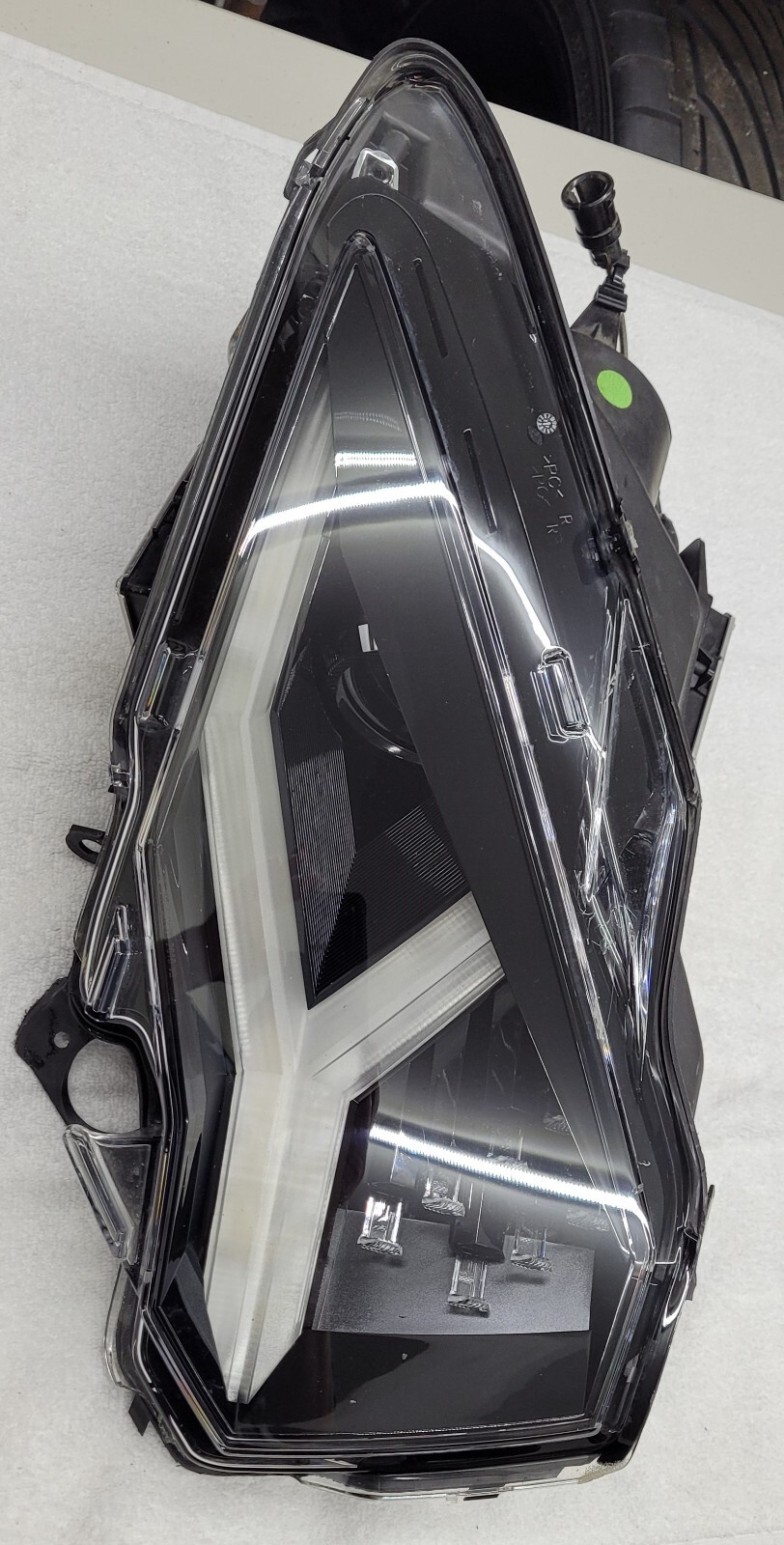 LAMBORGHINI AVENTADOR RIGHT DRIVER HEADLIGHT LP700 471941004D