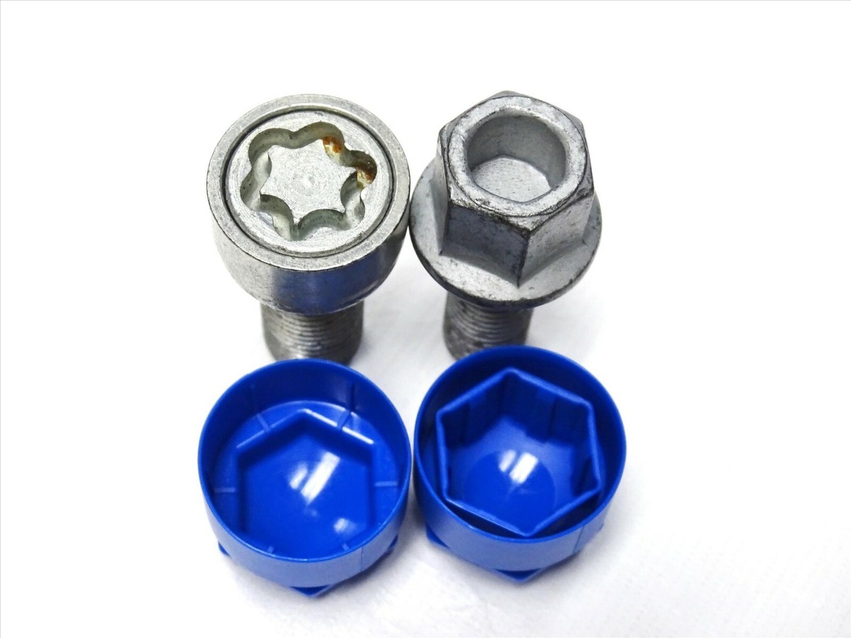 Gold 17mm Wheel Nut Covers – For Seat Ibiza, Leon, Alhambra & More – 21-Piece Set