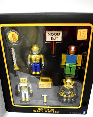 Roblox Icons Gold Collector's 15th Anniversary Action Figure Set