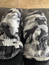 Boys Camo gloves
