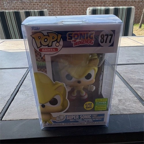 Funko Pop! Sonic the Hedgehog Super Sonic Glow in the Dark Vinyl Figure #877