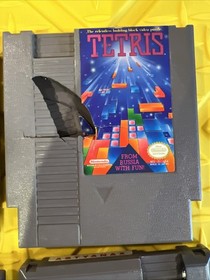 2 Tetris Case Cracked Bandai Golf & Astyanax Game Lot  NES Tested Working