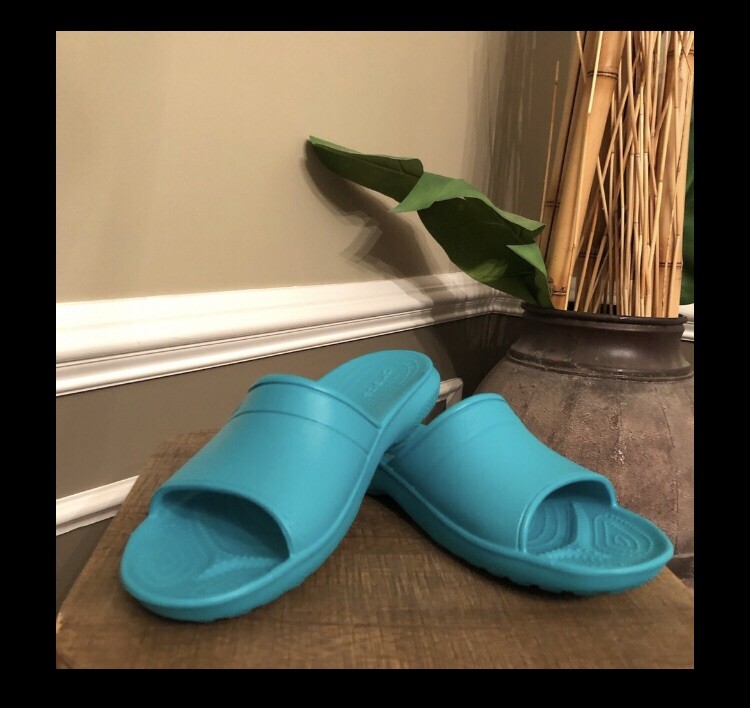 Crocs Iconic Comfort Shoes Women Size 9 Men Size 7 Sandal  display picture 3