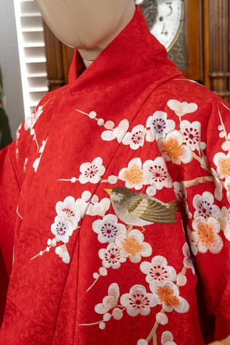 DEAR VANILLA JAPANESE SILK UCHIKAKE WEDDING KIMONO WOMEN'S JAPAN MADE VINTAGE - Picture 4 of 10