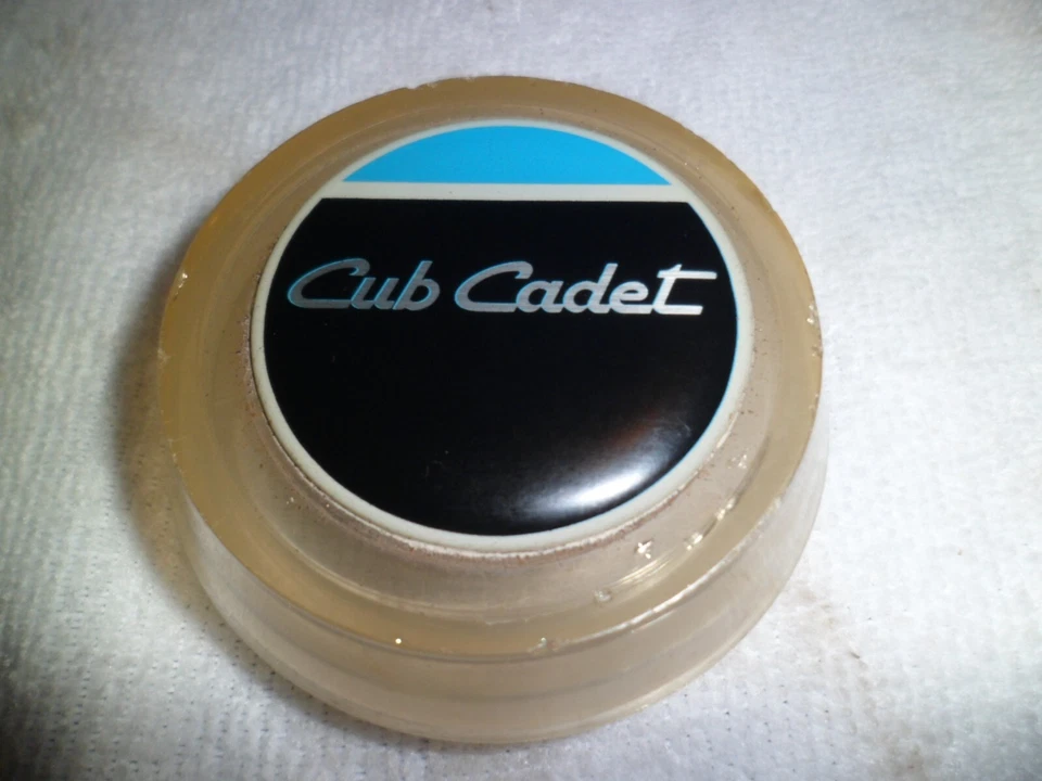 Cub Cadet SGT 超级方向盘帽 1772 1872 1572 2072 很好!!! — 第 2/4 张图片