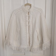 VTG Womens Cable Knit Cape Poncho SMALL/MED Boho Hippie Arm Holes Fringe White