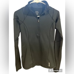 Reebok Ladies PlayDry Athletic Pullover Shirt 1/4 Zip Small Lightweight Base