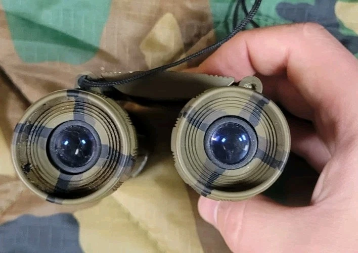 TASCO 10×25 CAMO SMALL HUNTING BINOCULARS - Image 4 of 4