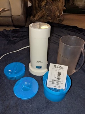 Mr. Coffee The Iced Tea Pot Maker 2Qt TM1 Brew Basket Lid Pitcher Blue Tested