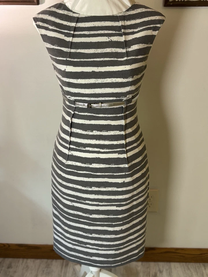 Vintage Calvin Klein, SZ 2, Sheath Dress Womens White Gray Striped Office - Image 4 of 4