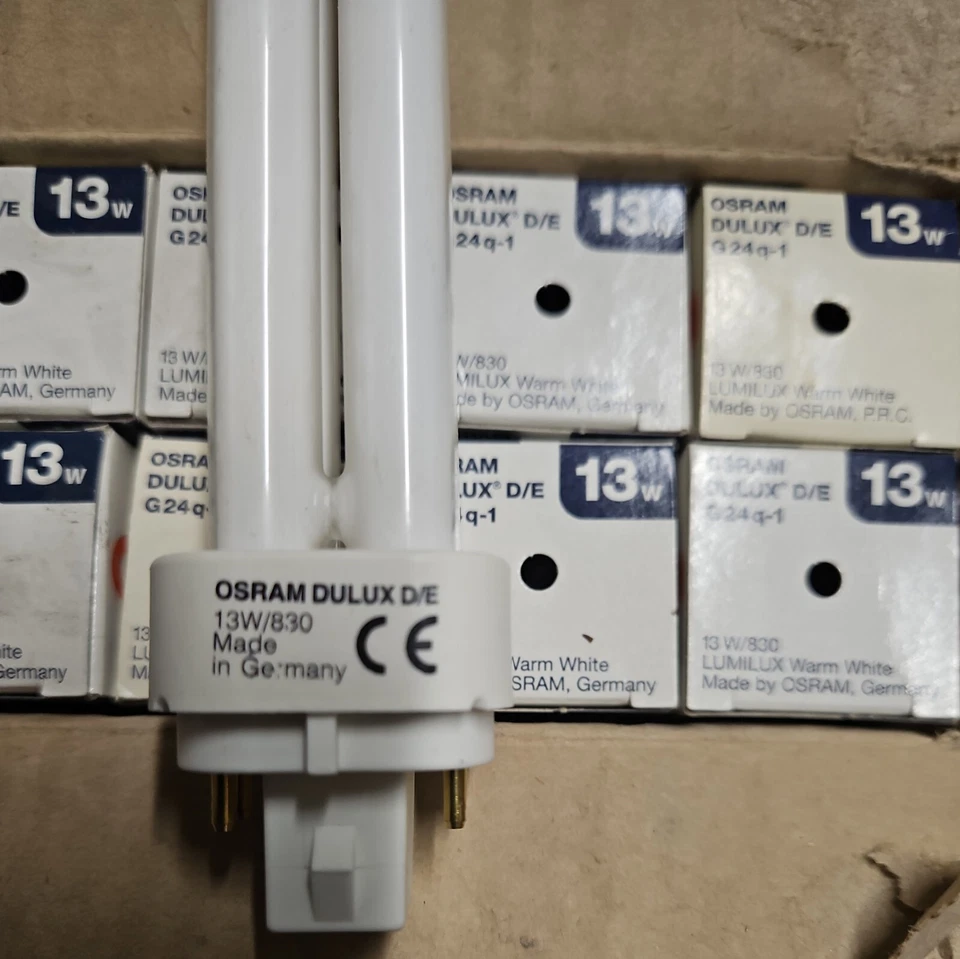 19x Osram DULUX D/E 13W-830 4 PIN G24q-1 - Image 3 of 4