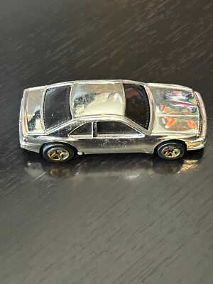 Hot Wheels Diecast Vehicle Silver Yellow Line 1989