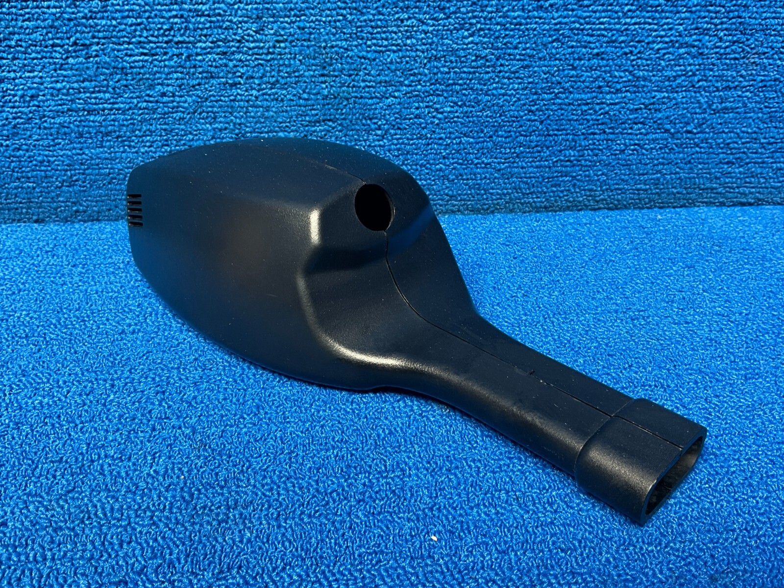 Bentley Continental GT 2007-2010 Fuel door
