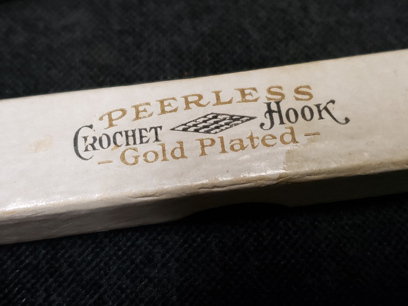 Vintage Antique Crochet Hook Gold Plated Size 6 in Box Peerless Estate