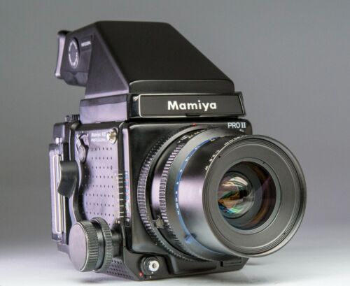 Mamiya Rz 67 Pro II + Sekor-Z 90/3,5 W + Film Back 120+ Prism Finder 2 - Picture 1 of 9