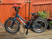 Perfect for Spring ! TREK Precaliber Navy Blue 16-inch Kids Bike with Stabiliser
