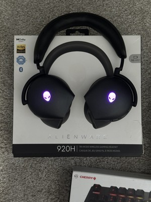 Alienware AW920H Tri-Mode Headset - Original Owner!