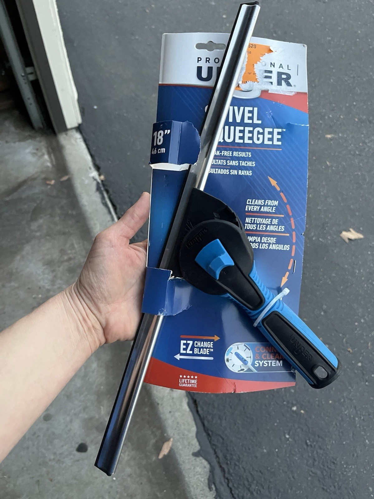 Unger Professional 975510 Swivel Window Squeegee 18 in  Professional Grade