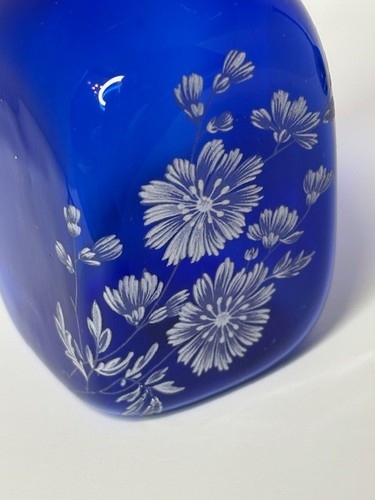 Set 2 Bottiglie Profumo Vintage Vetro Dipinto Blu Cobalto Floreale Delicate - Foto 6 di 14