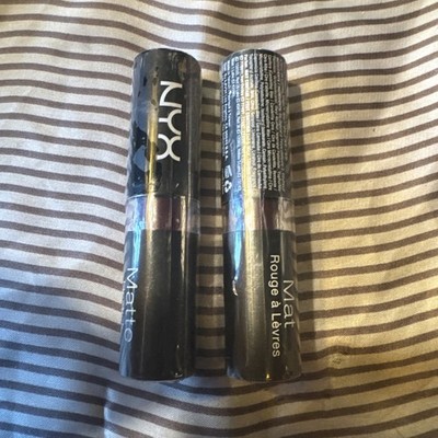 NYX Matte Lipstick MLS32 Siren Discontinued Shade   Deep Burgundy   Sealed