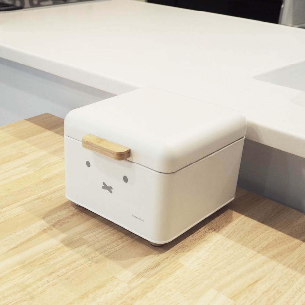 ホワイト　HUMAN MADE BREAD CASE 即完売　新品未使用　再販無 Okato miffy Miffy Bread Case Bread Storage S Makes the