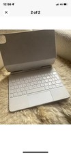 Apple Magic Folio Keyboard White 11th Edition iPad