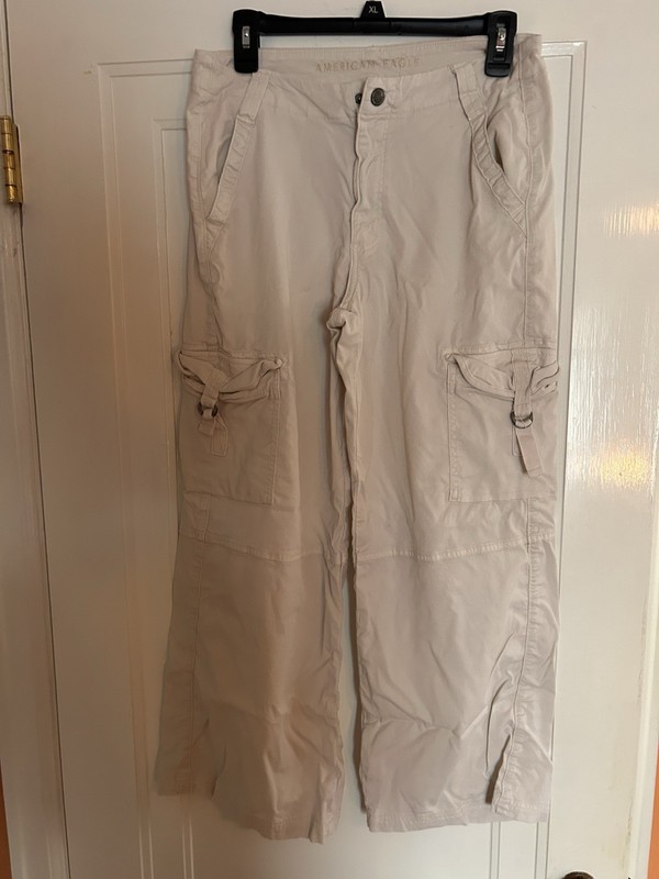 American Eagle Beige Cotton Stretch Cargo Straight Leg Pants Women’s 6