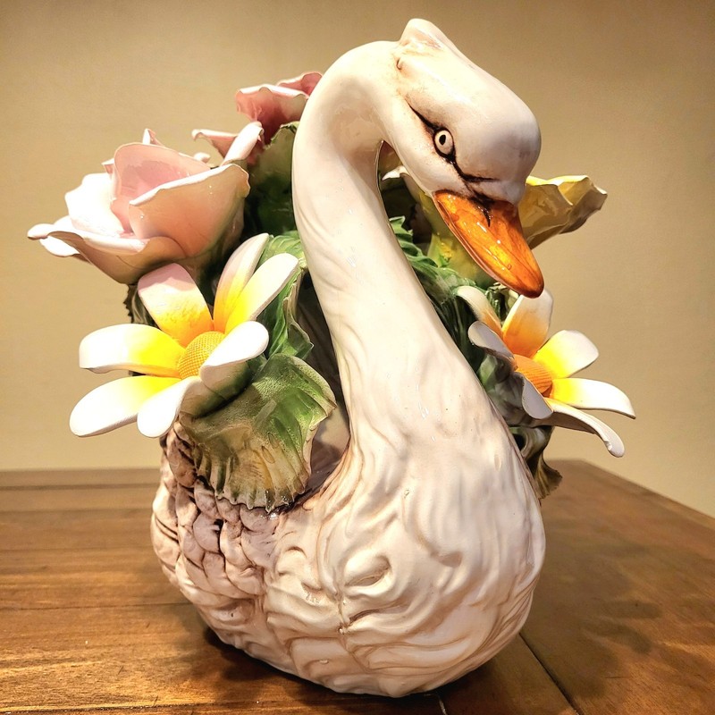 Capodimonte Swan With Flowers Made In Italy, Vintage