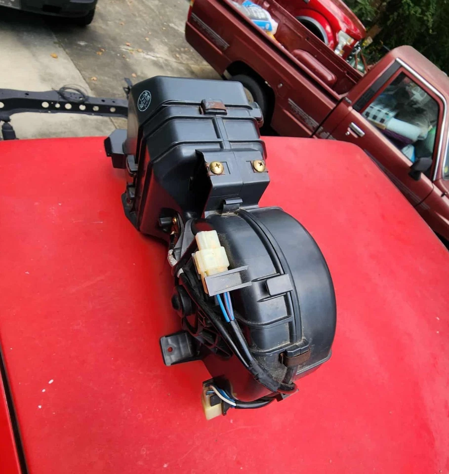 Caja sopladora de calor trasera Toyota 4Runner 1990-1995 OEM solo pieza #87120-89139  Foto 2 de 4