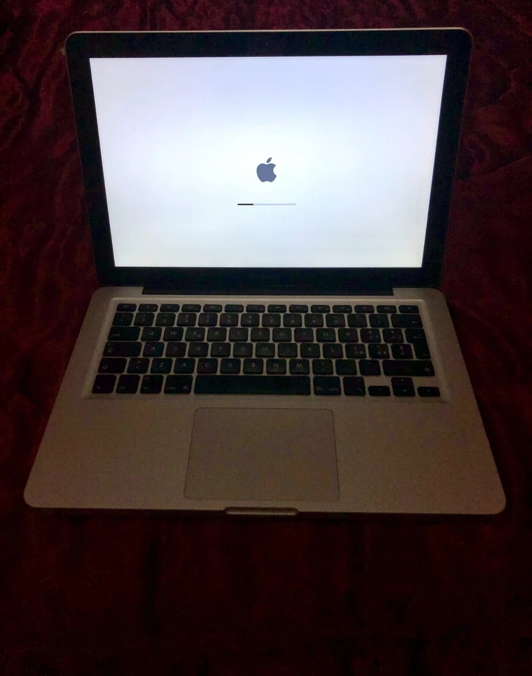 Apple MacBook Pro 13" 2011 · i5 · 4GB · 500GB, foto 2 di 5