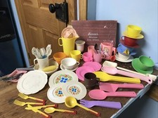 Vintage Children  s Kitchen Play Toys Tableware Cutlery Cups Plates Chilton more